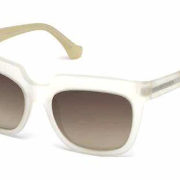 AUTHENTIC Balenciaga • Gently Loved - Picture 2 of 5